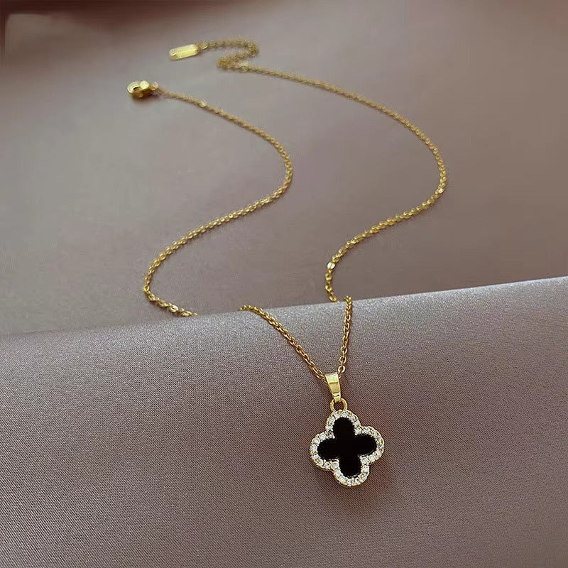 Clover Necklace