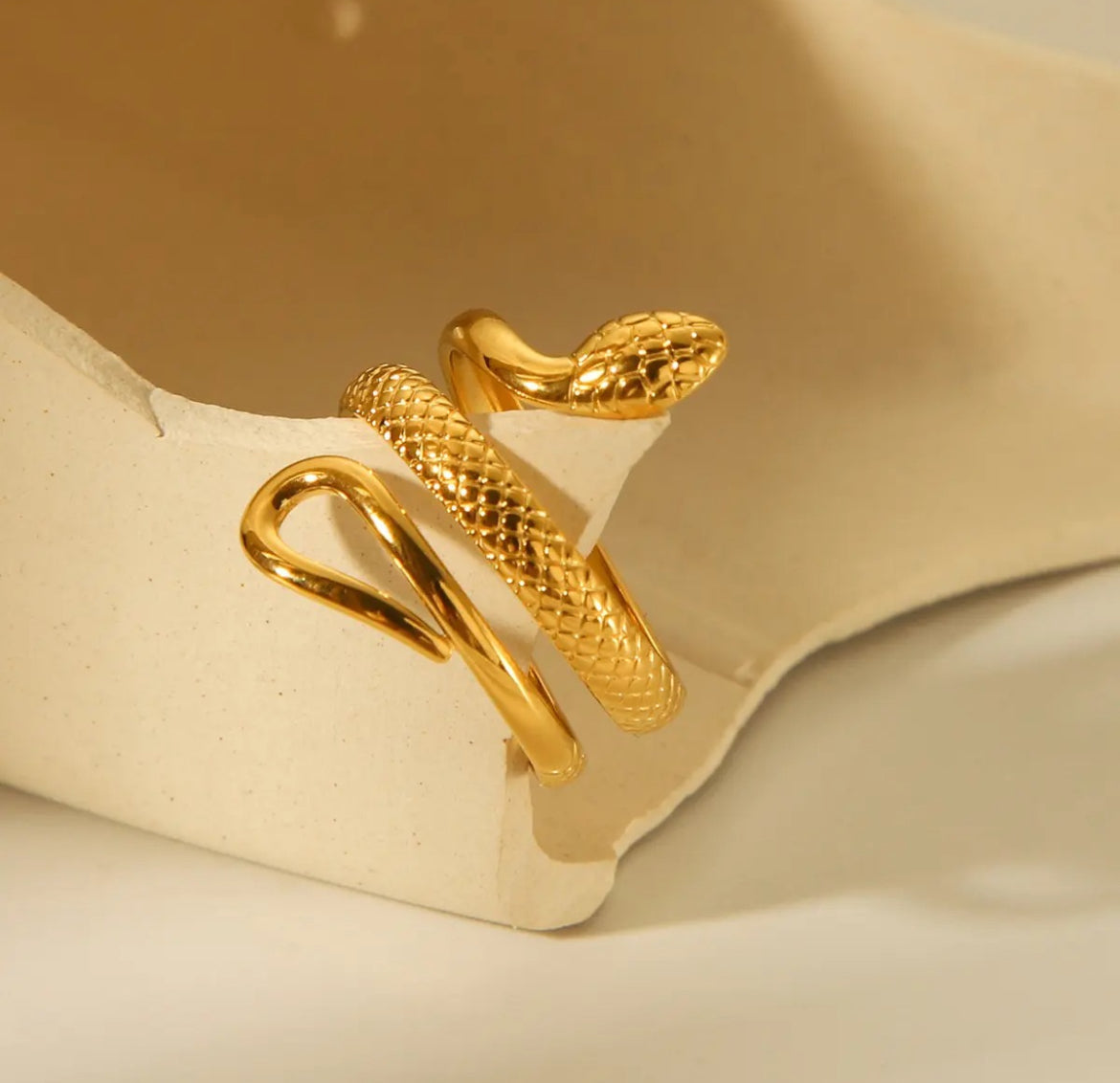 Snake Ring - Miss Scrunchie