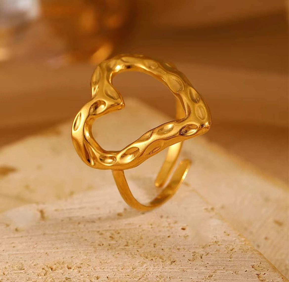 Lovelock Ring - Miss Scrunchie