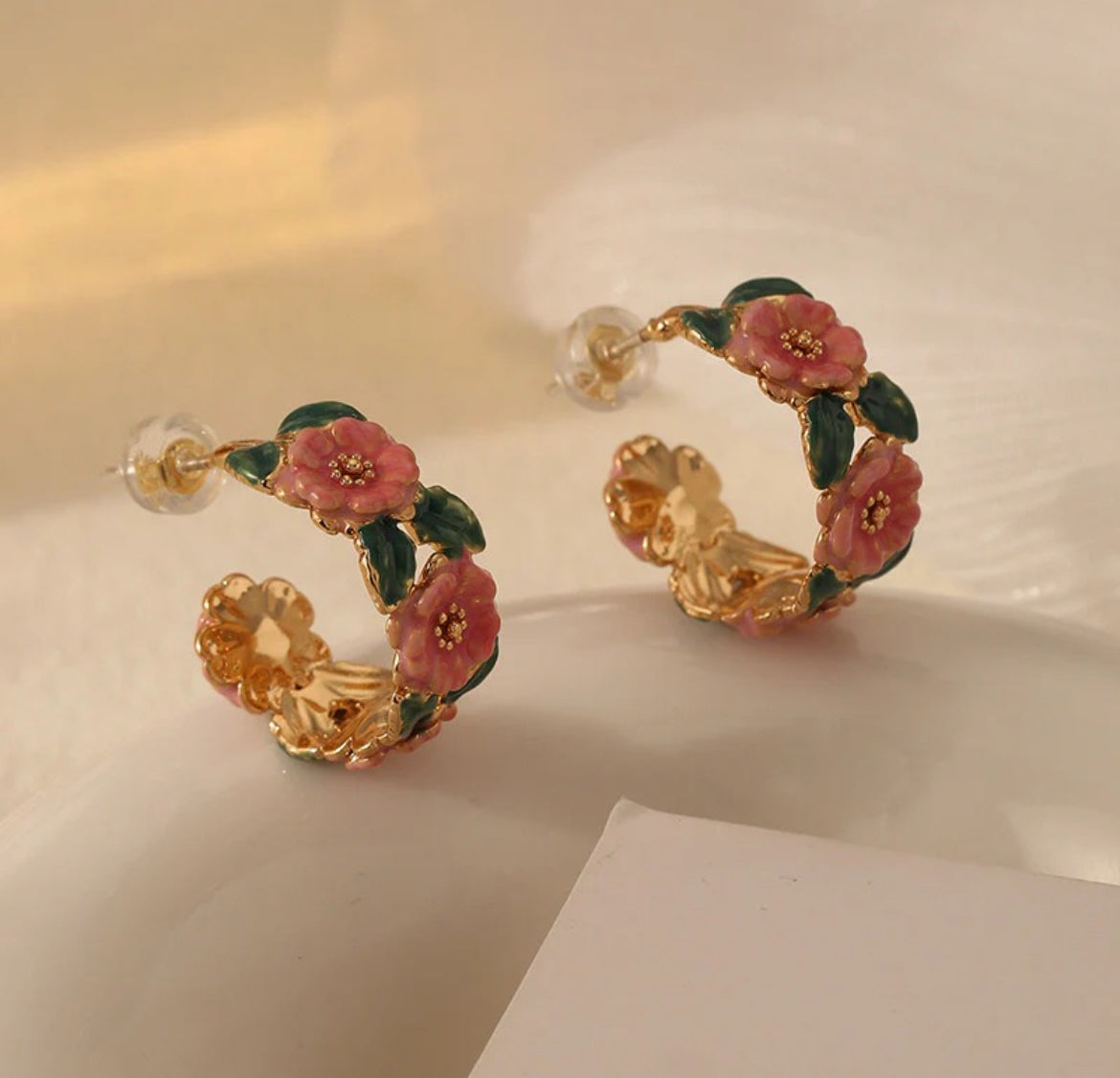 Rose Hoops - Miss Scrunchie