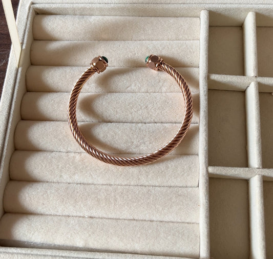 Ester Cuff - Miss Scrunchie